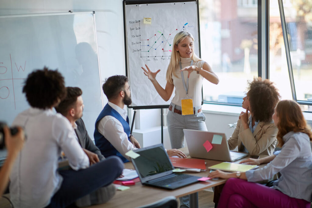 how to keep creative teams motivated